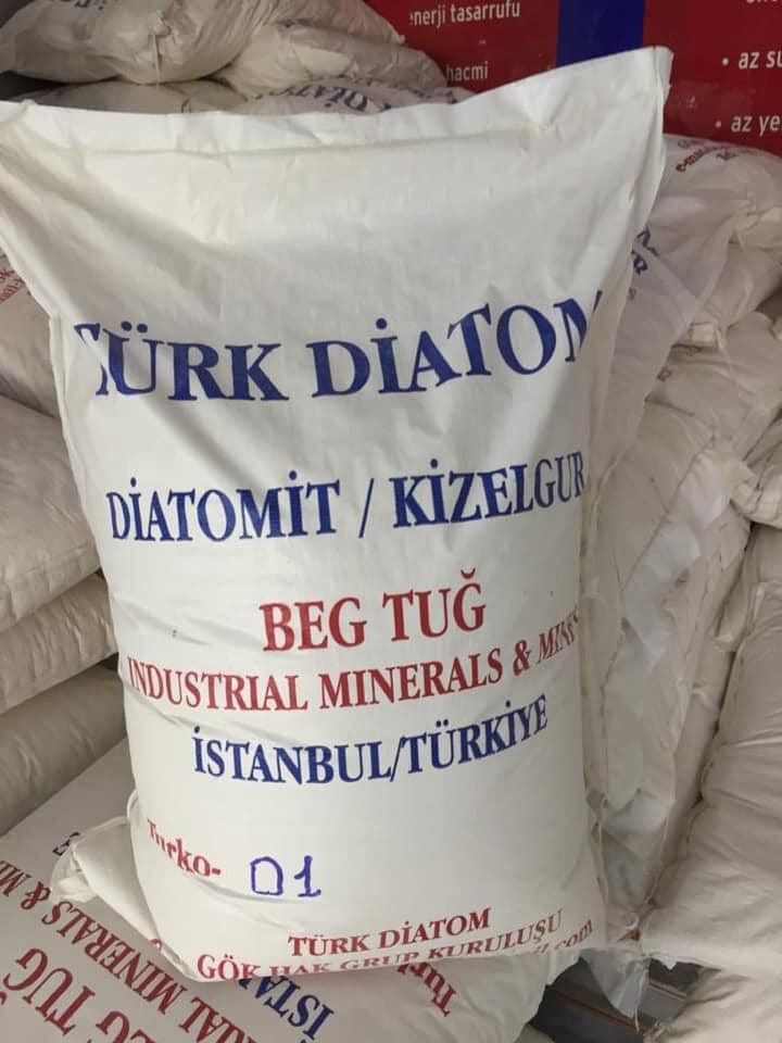 ( Kizelgur, Diatomit ) Endüstri ve Sanayi Sektöründe, Gübre, İlaç,Tarım ve Gıda Sektörün Bir Çok Alanında, Veterinerlik, İlaç, Kozmetik, Diş, Dolgu, Yardımcı Malzeme, Ara Ürün, Süzme, Şeker, Balon, Beton, Boya, Yapı Kimyasalları, Ses, Isı ve İzolasyond