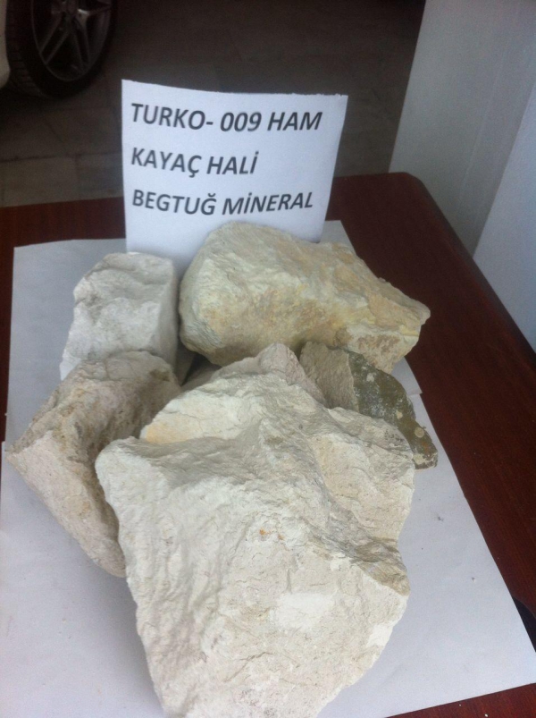 Ankara Üniversitesi Fen Bilim Entüsisinde 2006 Yılında Prf Ahmet Güruz'un Yaptığı Bir Bilimsel Çalışmada Diatom Toprağı İnsan Gıda Takviyesinde ve Hayvanların Yeminde ve Haşereler Karşı Kullanılacağını Sayfa 3 te Belirtmiş